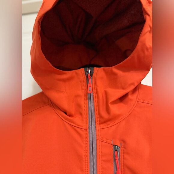 Patagonia Orange Women's Jacket - Picture 9 of 16
